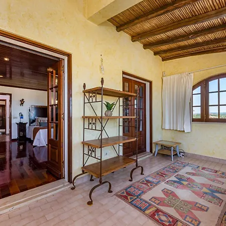 Sobreiro Villa *