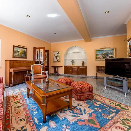 Villa Sobreiro *