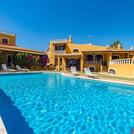 Villa Sobreiro *