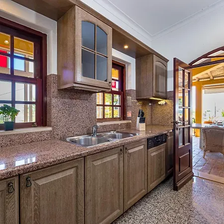 Sobreiro 阿尔布费拉